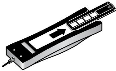 HP SCANJET 5590P - Pour charger des négatifs dans la source lumineuse de l'adaptateur - 2