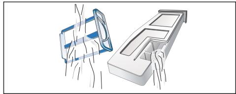 SIEMENS WT47W460FF IQ500 - Nettoyer le filtre du réservoir d'eau de condensation - 2