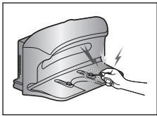 SAMSUNG SR8751 NAVIBOT LIGHT - Laissez toujours le cordon d'alimentation du chargeur branché dans la prise. - 7