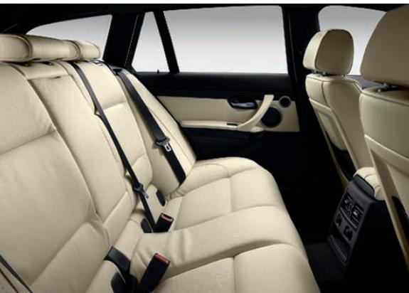 BMW SERIE 3 - Concrétisez vos ENVIES. Accessoires d'origine BMW. - 2