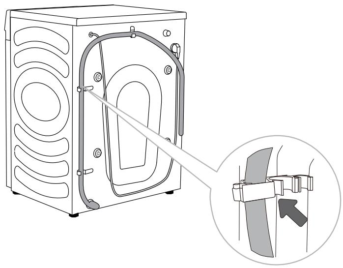 HISENSE WF3S9043BB3 - Raccordement et fixation du TUYAU d'évacuation d'eau - 3