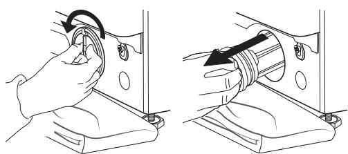 INDESIT BDE96435WKVFR - Nettoyage du filtre à eau/évolution de l'eau résiduelle - 4