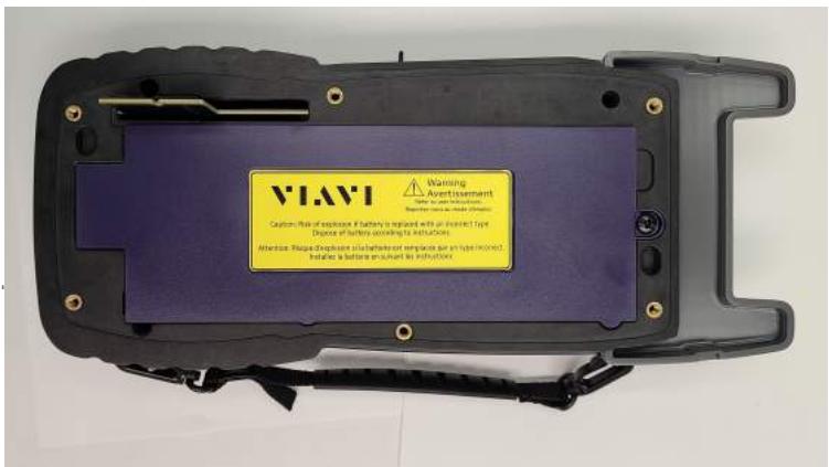VIAVI CX100 ComXpert - B.7 Removing the Battery - 1