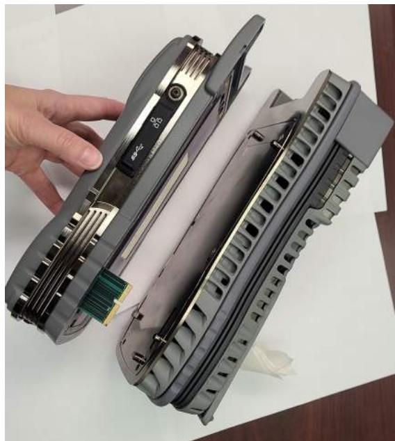 VIAVI CX100 ComXpert - To Remove the RF Module - 2