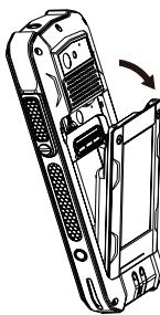 RugGear RG540 - De batterijplaatsen de Nano-simkaart en micro SD-kaart plaatsen/verwijderen - 2