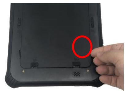 Unitech RT112 - Remove the Battery - 2