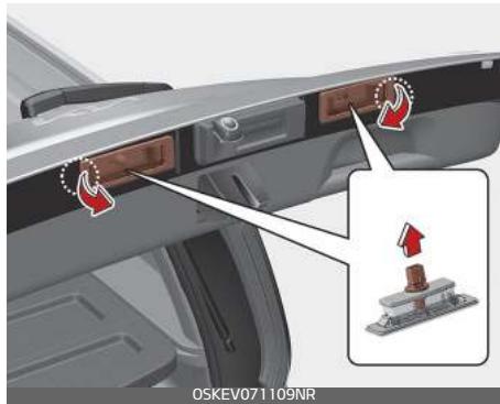 KIA E-Soul (2019) - Remplacement du phare de la plaque d'immatriculation (type ampoule) - 1