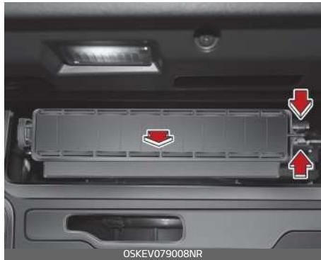 KIA E-Soul (2019) - Inspection et remplacement du filtré à air du climatiseur - 3