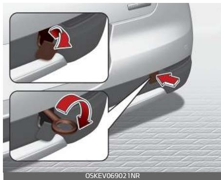 KIA E-Soul (2019) - Utilisation d'un crochet de remorquage amovible - 3