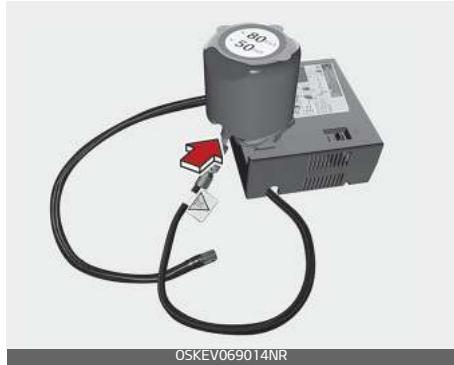 KIA E-Soul (2019) - Utilisation de la trousse de réparation de pneus - 4