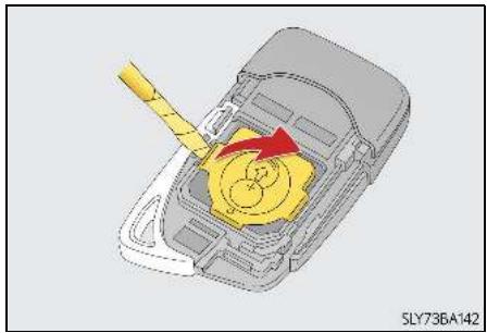LEXUS RX AL20 Phase 1 (2015-2019) - Remplacement de la pile - 3