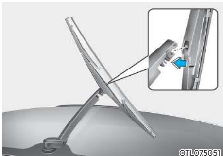 HYUNDAI Venue QX (2019) - AVIS - 3