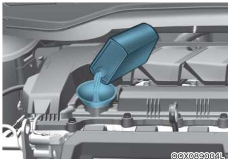HYUNDAI Venue QX (2019) - Vérification du niveau d'huile moteur - 2