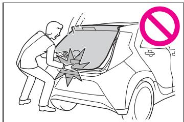 TOYOTA Aygo X - AVERTISSEMENT - 1