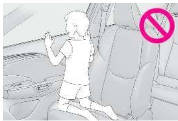 LEXUS LBX AY10 (2023) - Mesures de précaution relatives aux airbags SRS - 4