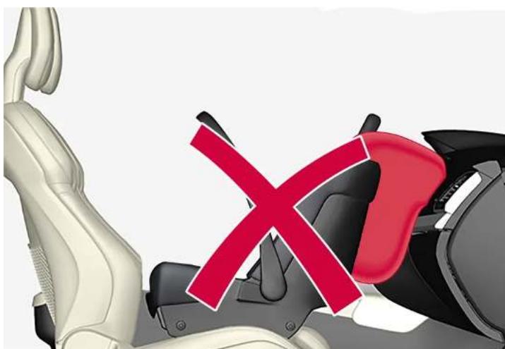 VOLVO S90 Hybride (2024) - Placement d'une protection pour enfant - 1