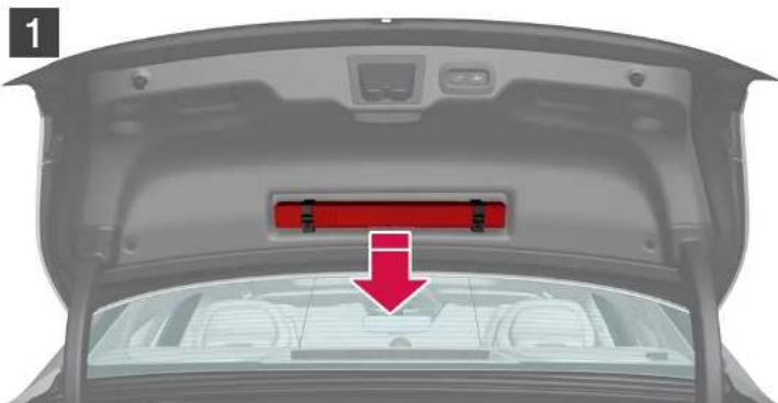 VOLVO S90 Hybride (2024) - Dépliez le triangle de présignalisation - 1