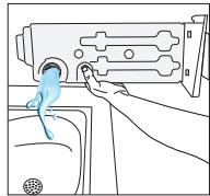 WHIRLPOOL CWSD83MWWSFR - CWSD83MWBSFR - CWSD83MWBSFRX - Vidange du réservoir d'eau - 3