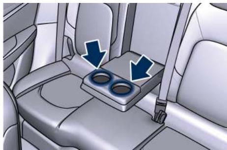 Maserati Levante - Porte-verres pour les passagers arrêté - 1