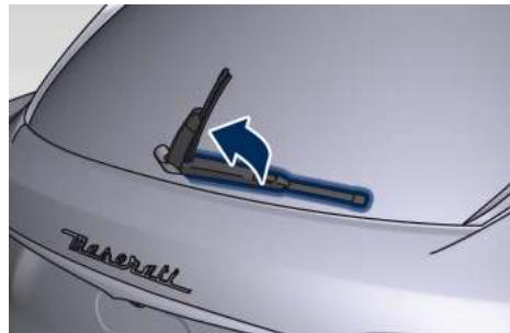 Maserati Levante - Remplacement du balai de l'essuie-glace arrêté - 1