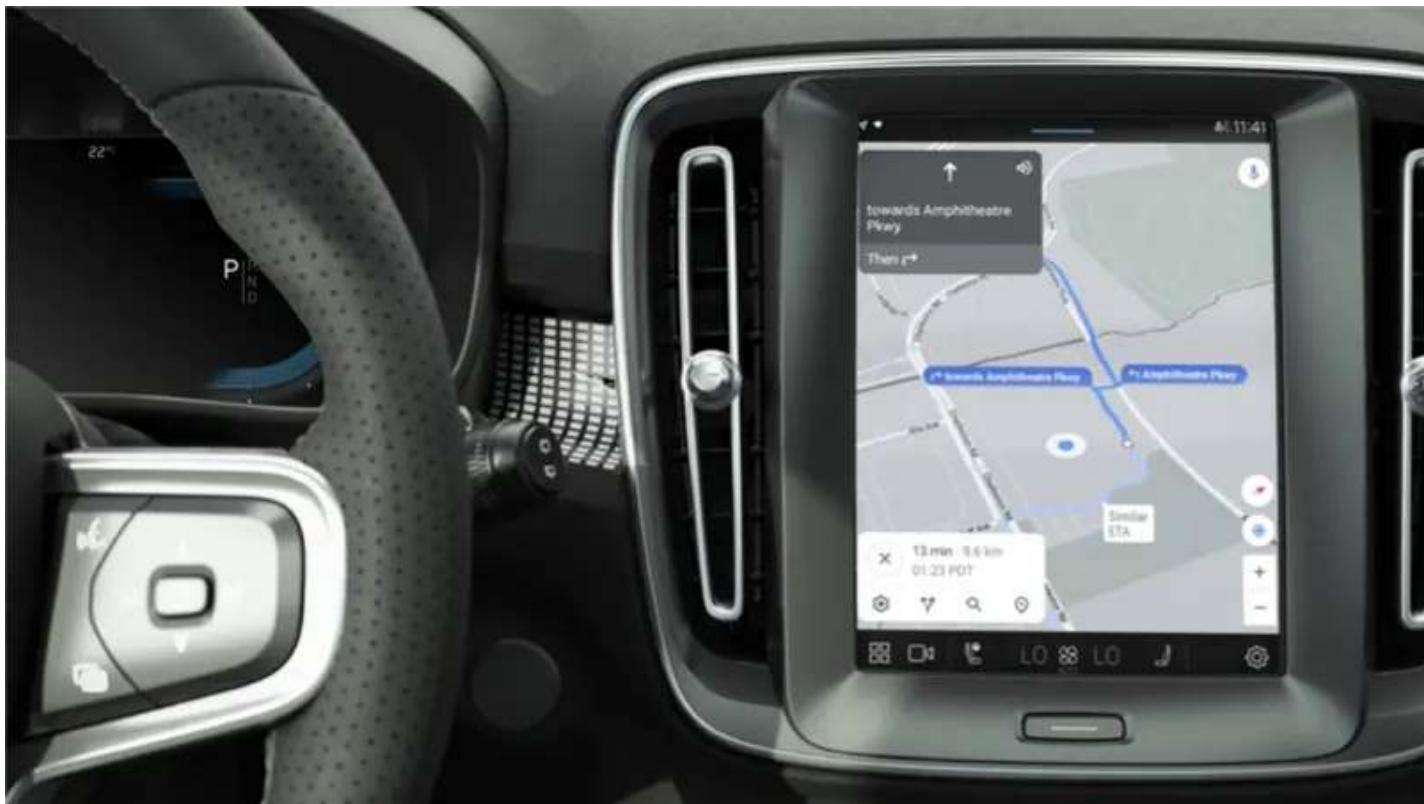 VOLVO V60 (2025) - Premiers pas avec les services google - 1