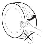 THOMSON THWD86140WH3 - Triez le linge et mettez-le dans le tambour. - 1