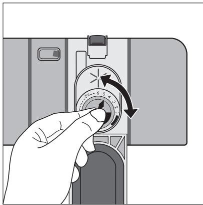 AEG-ELECTROLUX FSILENCEMOP - Régler le dosage du produit de rinçage - 2