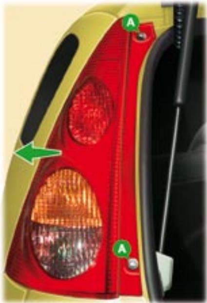 PEUGEOT 107 - Feux arreté - 1