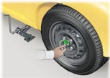 PEUGEOT 107 - Démontage de la roue - 2