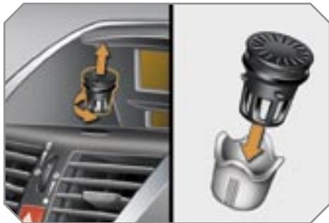PEUGEOT 207 - Retrait de la cartouche - 1