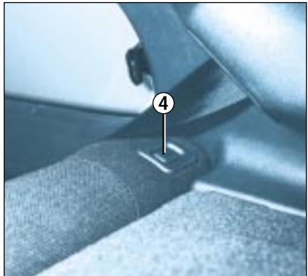 PEUGEOT 306 - Fixation isofix* - 2