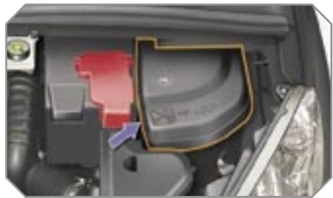 PEUGEOT 308 - Fusibles dans le compartiment moteur - 1
