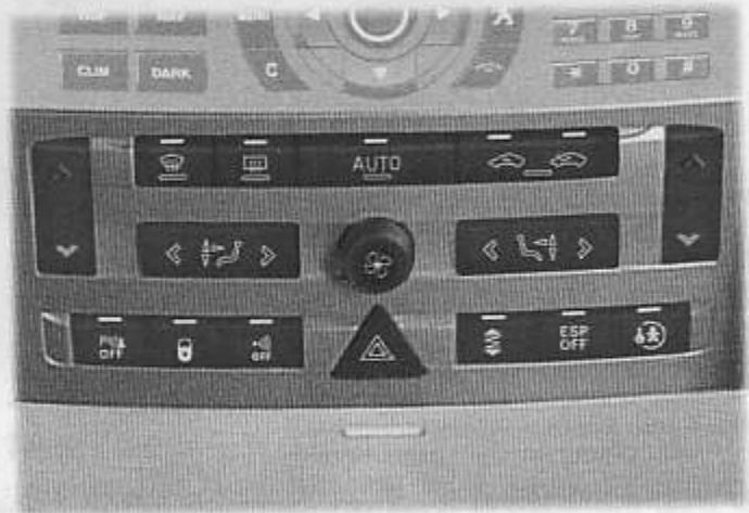 PEUGEOT 407 - L'air conditionne automatique (BIZONE) - 10