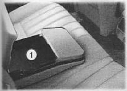 PEUGEOT 407 - Prise accessoires 12 volts - 1