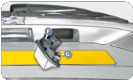 PEUGEOT 4007 - Changement des yeux de plaque minéralogique - 3