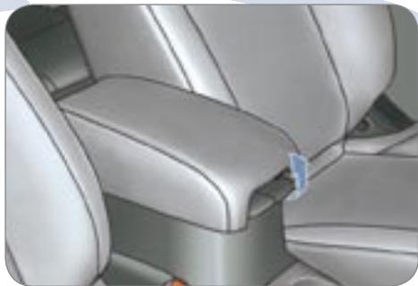 PEUGEOT 4007 - Rangement inférieur - 1