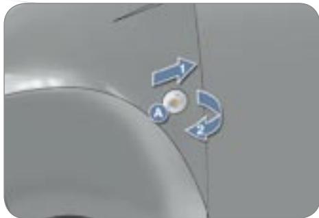 PEUGEOT 4007 - Changement des répétiteurs électruraux de clignotant intégré - 1