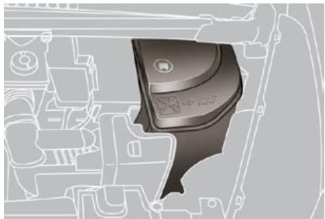 PEUGEOT 5008 - Fusibles dans le compartiment moteur - 1