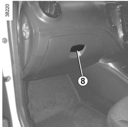 RENAULT CAPTUR - Tiroir de rangement passager - 2