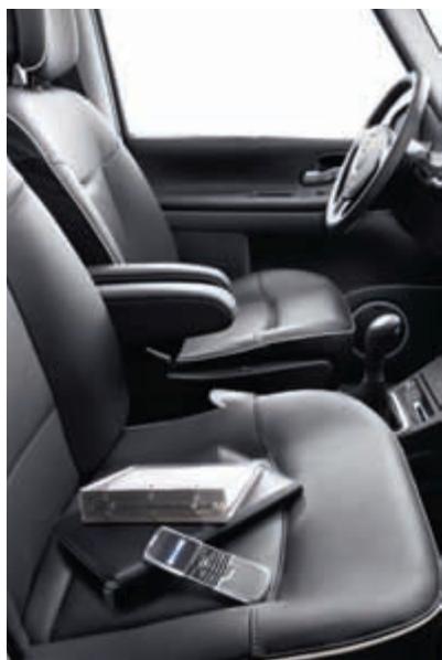 RENAULT ESPACE - Téléphonie bluetooth®* - 1