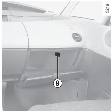 RENAULT monospace ESPACE 3 - INTERIOR LIGHTING: changing bulbs (continued) - 1