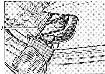 RENAULT SAFRANE - Remplacement de lampe des projecteurs - 1