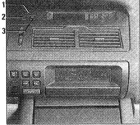 RENAULT SAFRANE - Type d'information parlée - 1