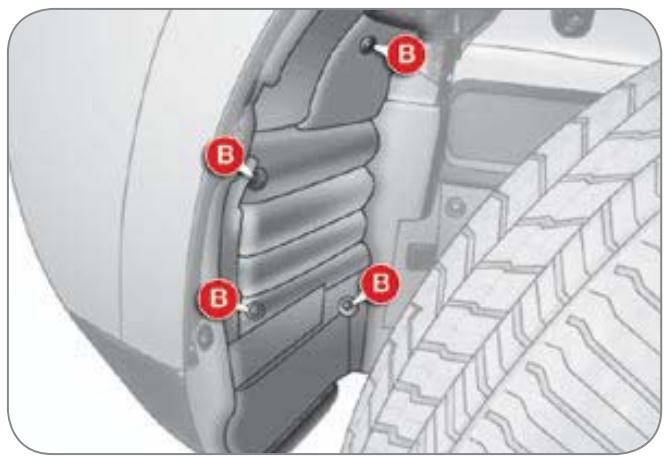 CITROEN C-CROSSER - Changement des projecteurs antibrouillard (5) - 3
