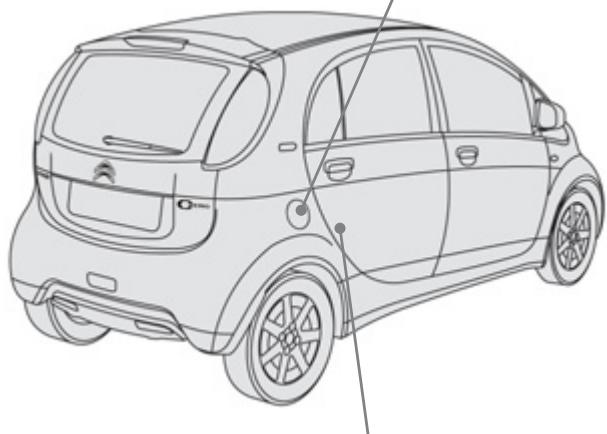 CITROEN C-ZERO - Trappe de recharge normale - 2