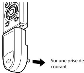OLYMPUS LS-P2 - Branchez l'enregistreur vocal sur la prise USB de l'adaptateur secteur. - 2