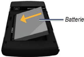 GARMIN NUVIFONE G60 - Installation de la carte SIM et de la batterie - 3