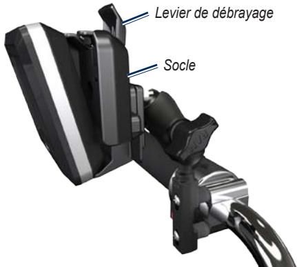 GARMIN ZUMO 220 - Installation du zùmo sur le support - 1