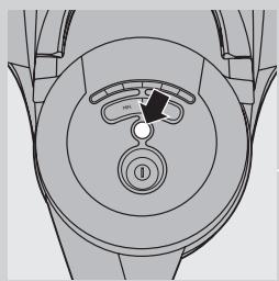 PHILIPS FC9222 & FC 9222 - Débranche toujours l'appareil avant de vider le réceptacle de poussière. - 8
