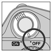 NIKON COOLPIX 4300 - Lisez les consignes de sécurité concernant les piles - 1